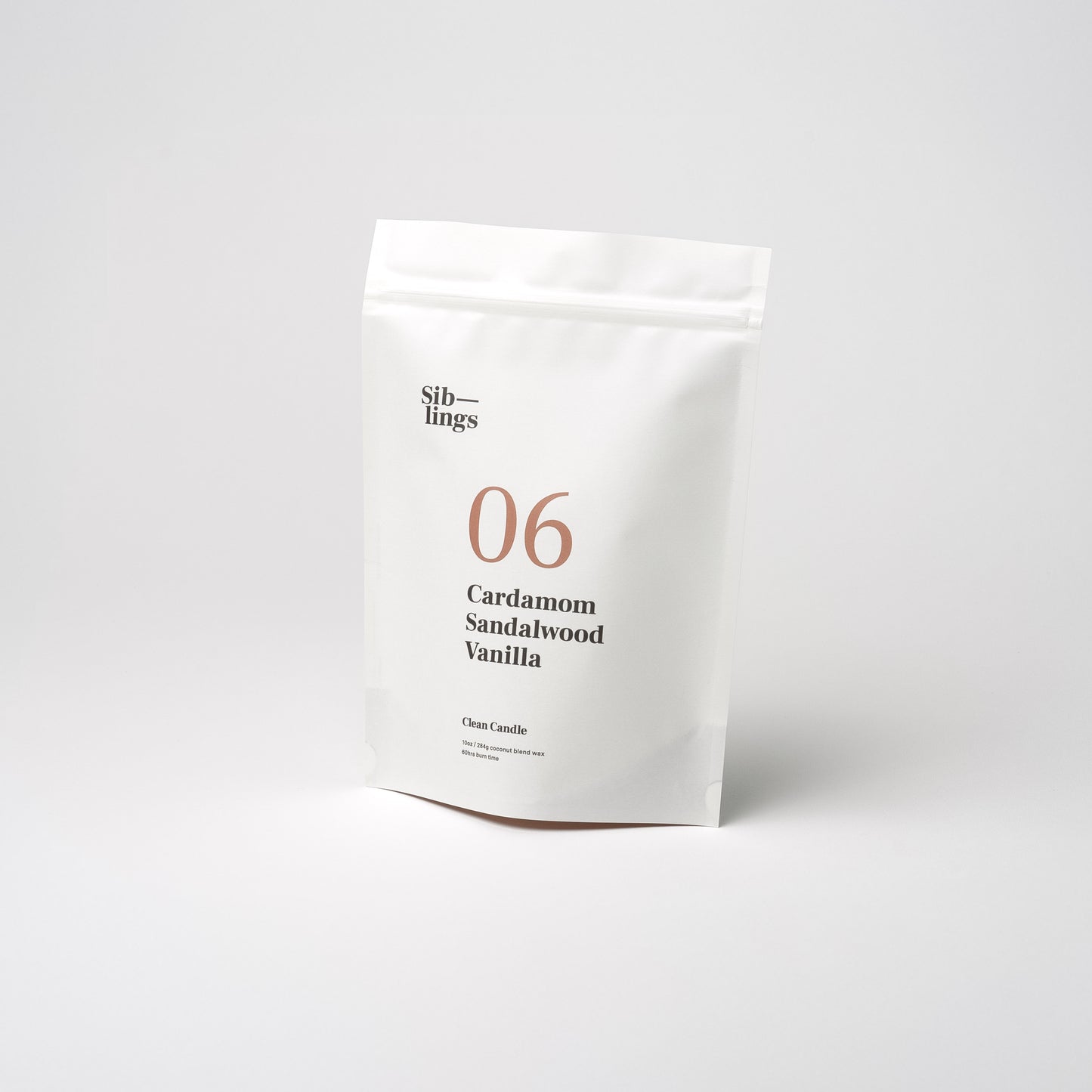 No 06 — Cardamom, Sandalwood, Vanilla
