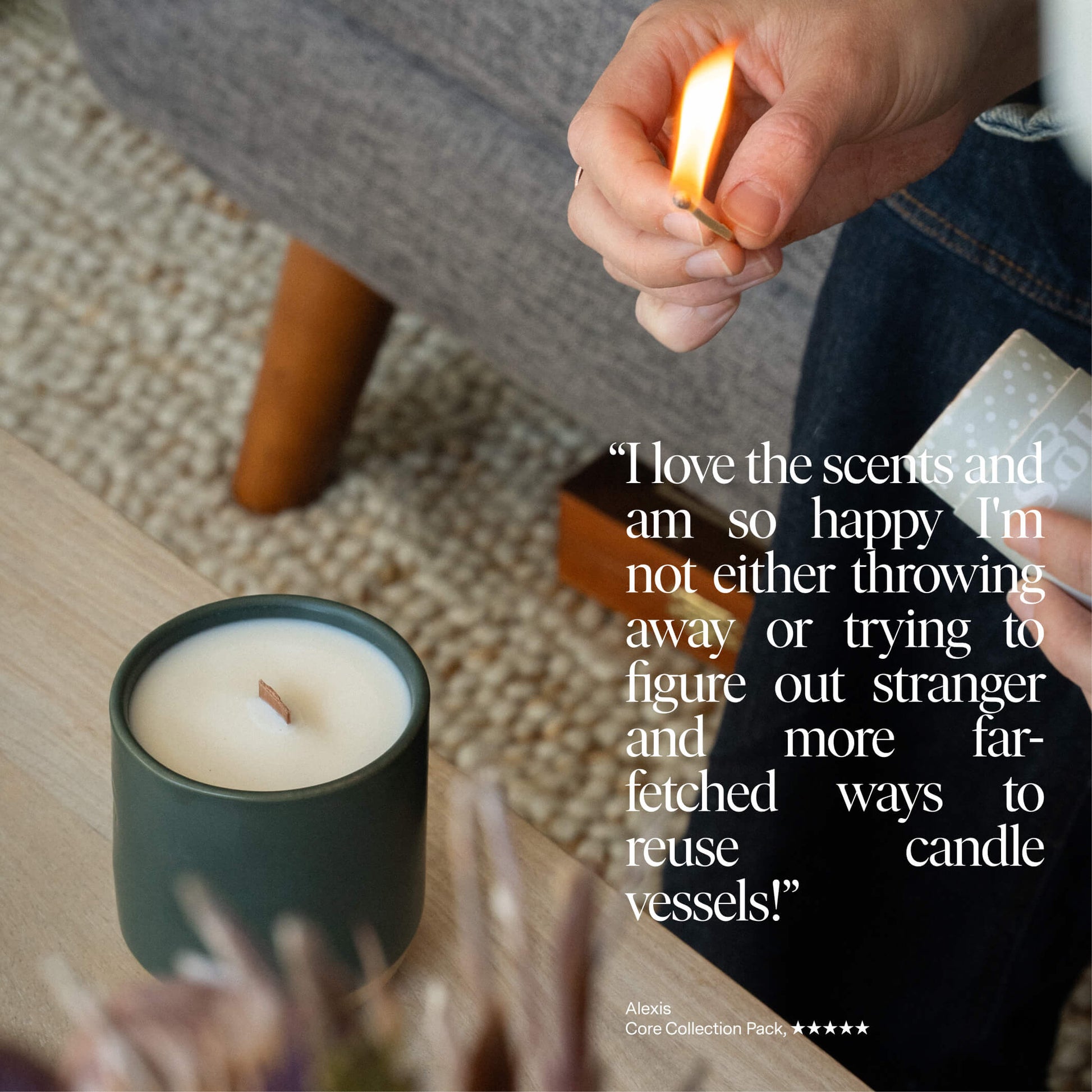 Photo representing a customer review: happy with Siblings candle fragrances and eco-friendly refill system.